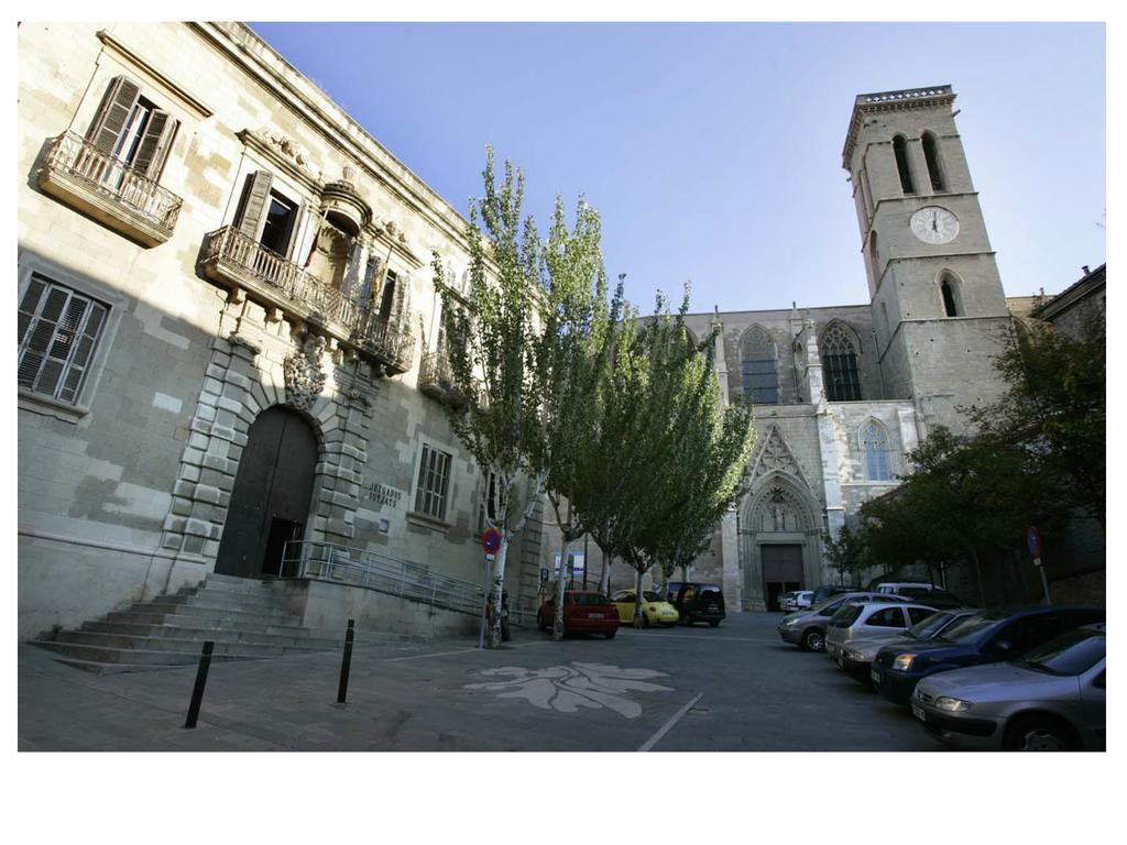Hostal La Masia Manresa Exteriér fotografie